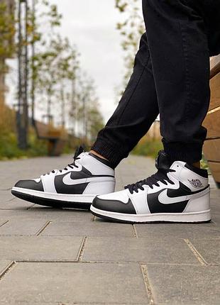 Жіночі кросівки  jordan 1 white black winter женские кроссовки джордан зимние3 фото