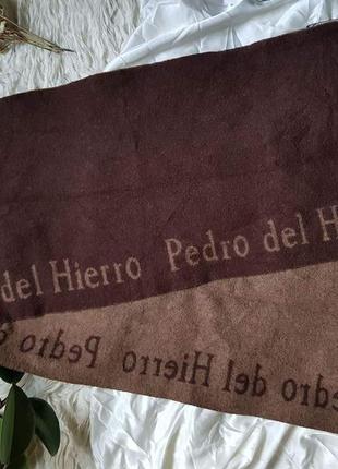 Брендовый оригинальный шерстяной шарф pedro del hierro!