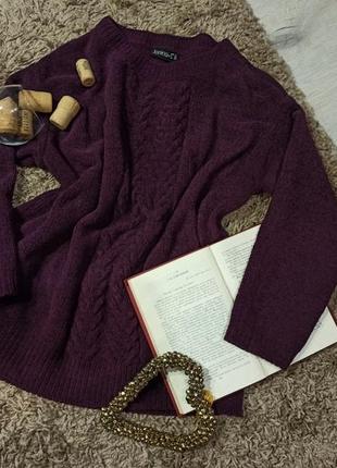 Короткий фіолетовий светр