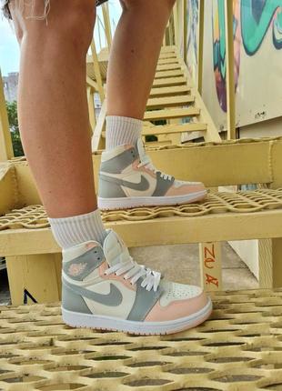 Жіночі кросівки nike air jordan 1 retro grey brown / smb