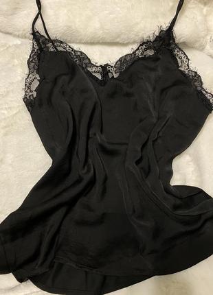 Топ з мереживом