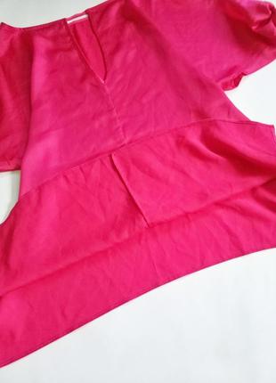 Яскрава блузка dorothy perkins з вирізами на рукавах5 фото