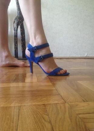 Босоножки zara