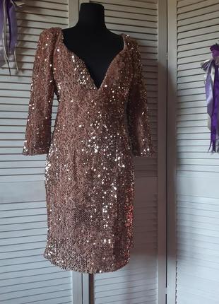 Нарядное платье мини в пайетки на бархате с рукавами boohoo