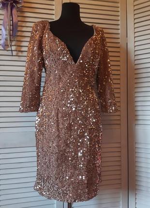 Нарядное платье мини в пайетки на бархате с рукавами boohoo