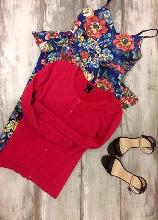 Гарна кофточка малинова