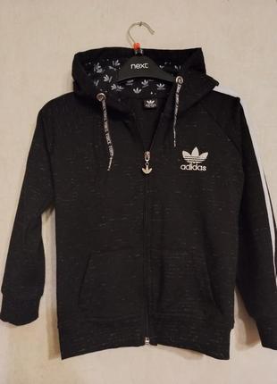 Спортивная кофта на 5-6 лет. р.110