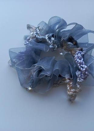 Резинка на волосы