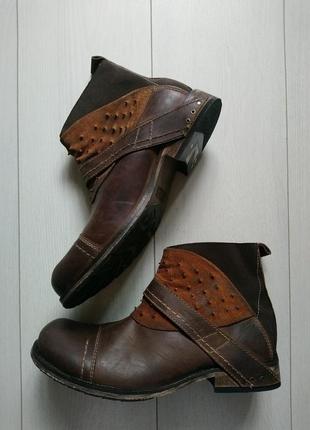 Шкіряні черевики buckaroo