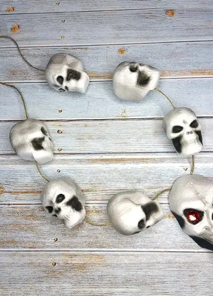 Намисто декоративне з черепів аксесуар на хеллоуїн+подарунок2 фото