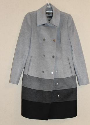 Элегантное двубортное пальто-футляр деми на кнопках с легким утеплителем в составе шерсть1 фото