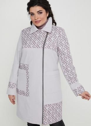 Плащ жіночий