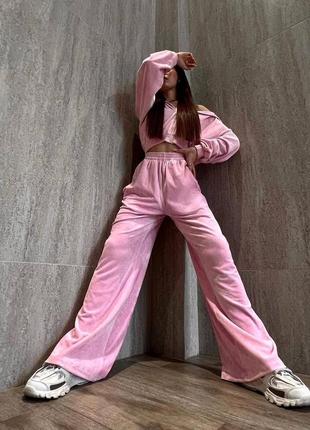Велюровый плюш спортивный костюм укороченная кофта и штаны палаццо на меху тёплый зимний осенний розовый черный клеш реал фото вживую8 фото