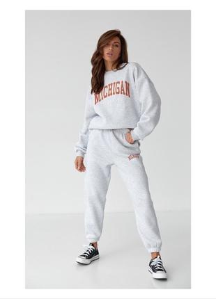 Жіночій теплий костюм з начосом.р s,m,l,xl.ціна 1600грн