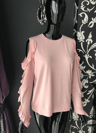 Кофточка розовая с открытыми плечами