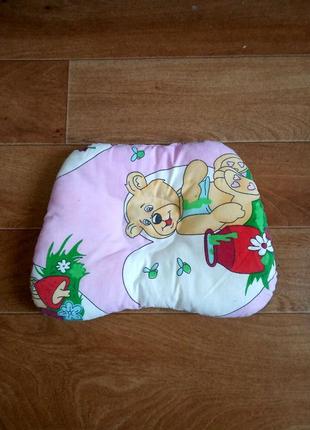 Подушка для новорожденных «бабочка»