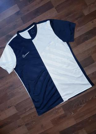 Спортивная футболка nike dri fit2 фото