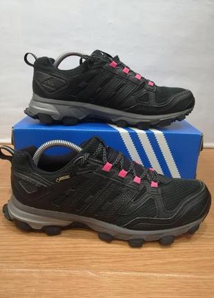 Кроссовки adidas gore-tex