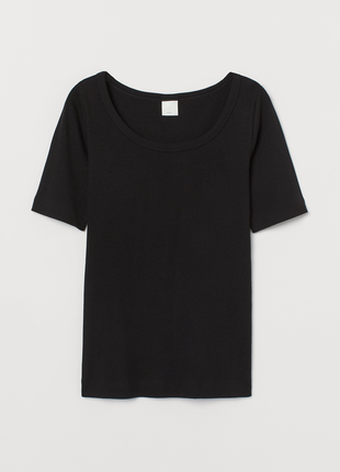 Чорна базова футболка в рубчик h&m