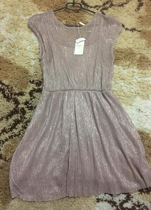 Шикарное фирменное платье clockhouse elenents collection