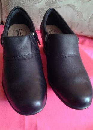 Туфли лоферы женские clarks