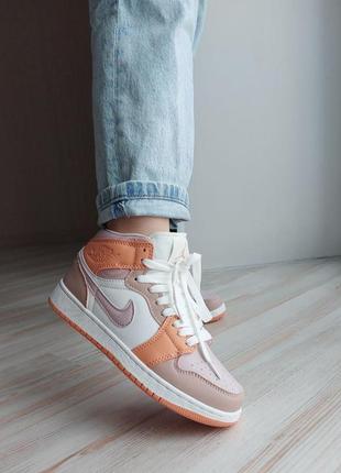 Жіночі кросівки nike air jordan 1 retro orange white beige / smb