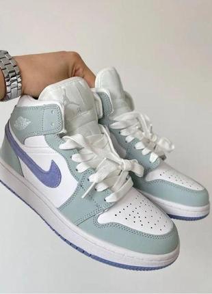 Жіночі кросівки nike air jordan 1 green white violet / smb5 фото