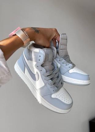 Жіночі кросівки nike air jordan 1 retro high pale lilac / smb