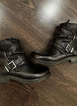 Черевики miraton