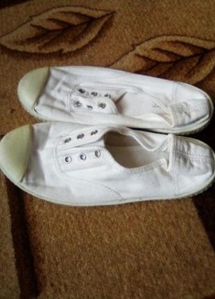 Кросівки 34 розмір