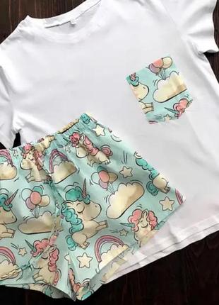 Жіноча котонова пижама футболка та шортики, піжама бавовна