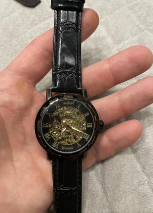 Годинник від vinner