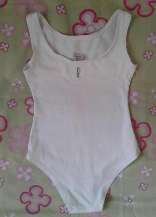 Deha италия белый купальник для занятий танцами,гимнастикой 4-5лет