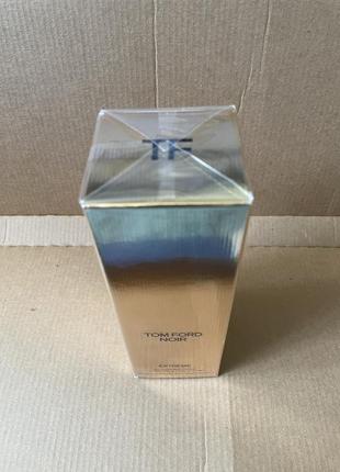 Tom ford noir extreme body spray парфюмированный спрей 150ml