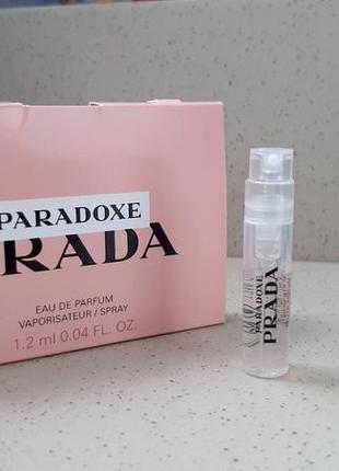 Prada paradoxe💥оригинал миниатюра пробник mini vial spray 1,2 мл книжка6 фото