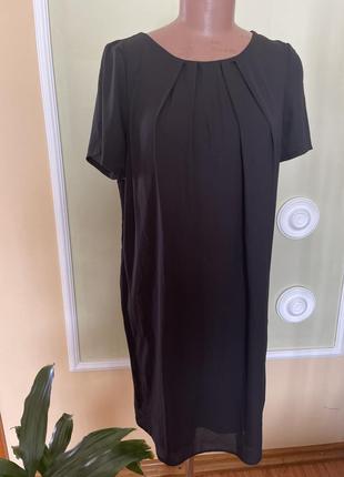 Гарна сукня