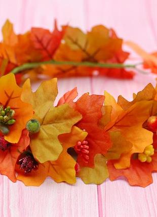 Вінок осінній з листям та ягодами5 фото