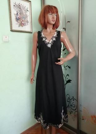 Льняное платье с вышивкой pomodoro