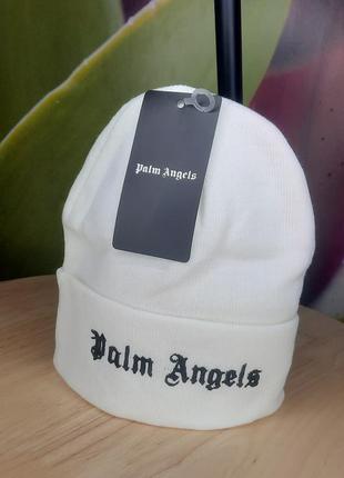 Крутезна білосніжна шапка з логотипом палм ангел palm angels