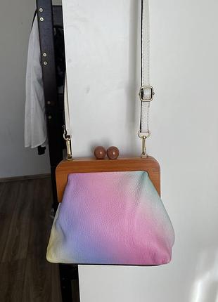 Сумочка из натуральной кожи