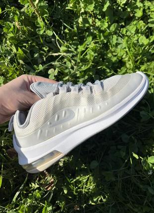 Продам кросівки nike air max axis1 фото