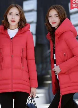 Дуже зручна тепла куртка пуховик для активних людей