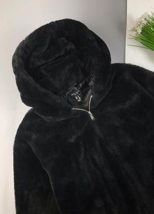 Чорна куртка шубка з капюшоном new look petite, м‘яка та подовжена4 фото