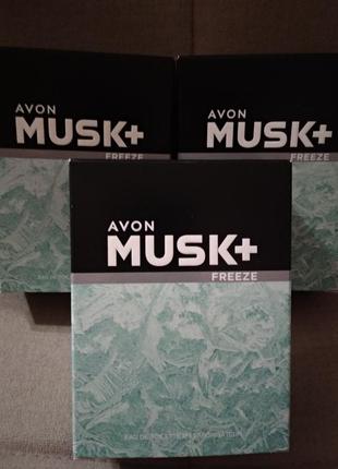 Мужская туалетная вода musk+ freeze avon, 75мл