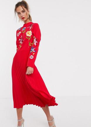 Яскраве плаття з вишивкою asos