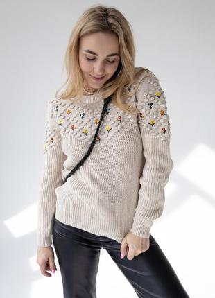 Шикарний теплий жіночий светр у стилі вишиванки4 фото