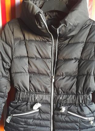 Куртка женская  guess