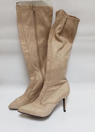 Чобітки жіночі на каблуку.брендове взуття stock