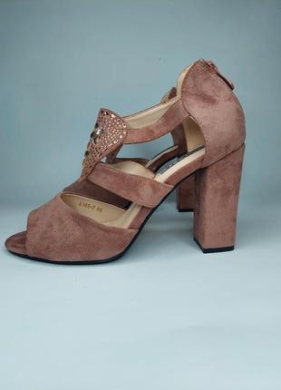 Босоножки женские 35-40