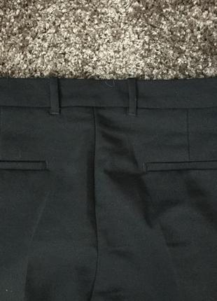 Стильные укороченные брюки oodji 40l3 фото